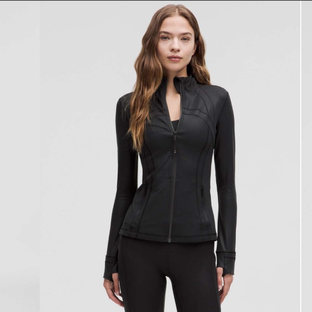 Lululemon Define Jacket *Shimmer
Luxe Shine Foil Print Black